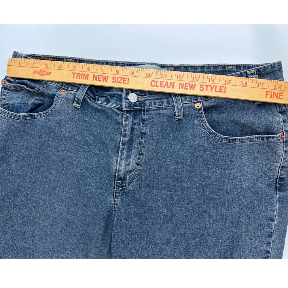 Levi's Nouveau Capri 515 Denim‎ Jeans Women's Size 22 Blue Wash Cropped - Picture 5 of 10